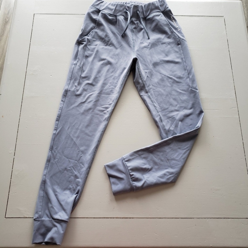 Alphalete joggers xs